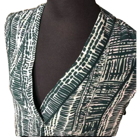 NWOT‎ Halogen Nordstrom Green Patterned Sleeveless Blouse XL - Picture 6 of 16